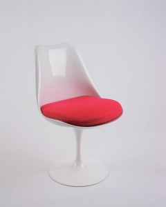 knoll-saarinen-tulip-chair Tulip Chair by Eero Saarinen for Knoll International