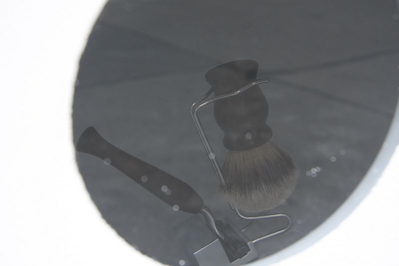 vienna-design-week-passionswege-daniel-posta-lorenzi-shaving-set ... such a s a shaving set.