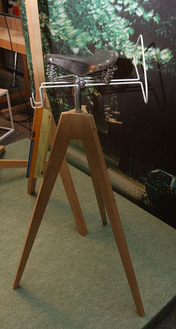 hommage-au-velo-sebastian-donath-design-braucht-tater-2011-cologne Part of the hommage au velo range by Sebastian Donath @ design braucht täter 2011, Cologne