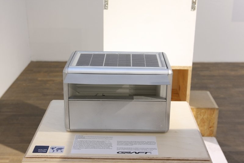 Aus allen Richtungen Positionen junger Architekten im BDA DAZ Berlin Solarkiosk GRAFT