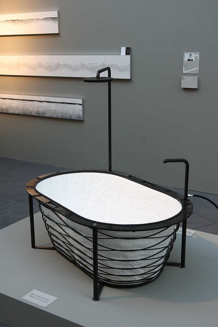 Xtend Portable Bath by Carina Deuschi, as seen at the Pure Talents Contest, IMM Cologne 2016