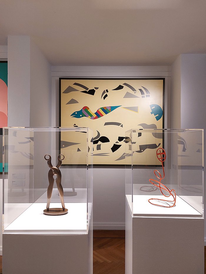 A pair of scissors Allen Jones, as seen at Alchimia. The Revolution of Italian Design, Bröhan Museum, Berlin.
