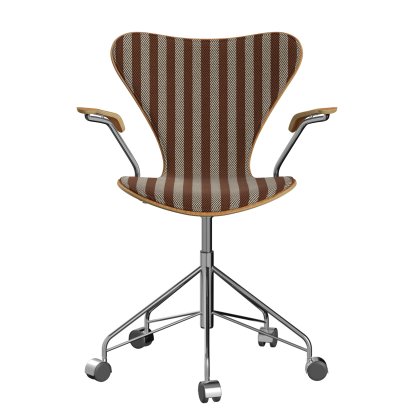 Series 7 Swivel Chair 3117/3217 Front Upholstery