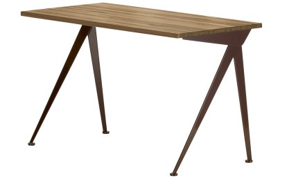 Compas Direction Desk